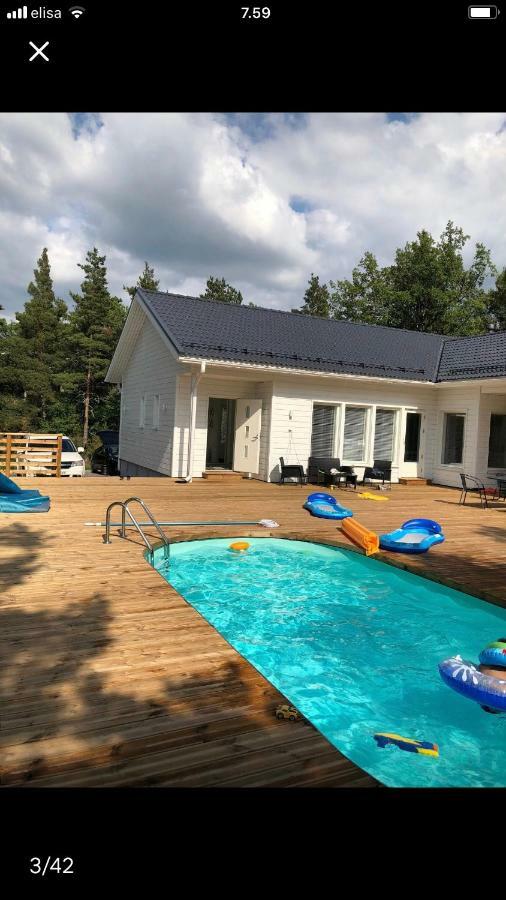 Lomamokki 25 Km Turusta Hotell Masku Eksteriør bilde